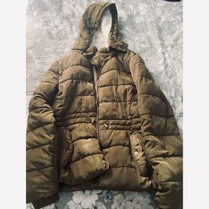 Olive puff jacket